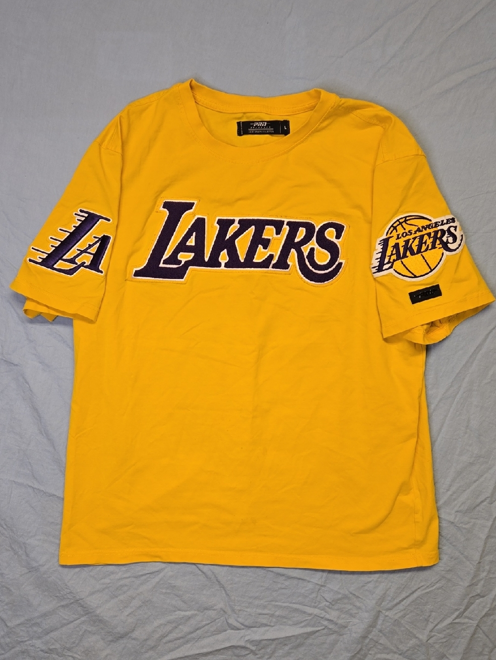 Los Angeles Lakers Nba Pro Series Yellow Multi Embroidered Logo Crewneck T-Shirt